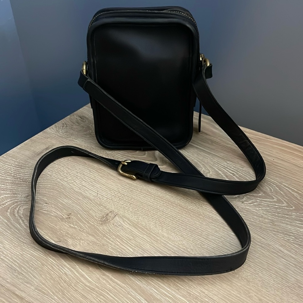 Vintage Coach Black Leather Camera Crossbody Bag